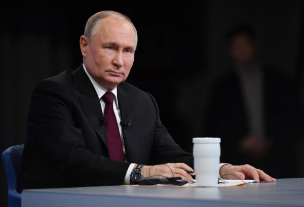 Путин поздравил «Зенит» со столетием и отметил вклад клуба в отечественный футбол Путин поздравил «Зенит» со столетием и отметил вклад клуба в отечественный футбол