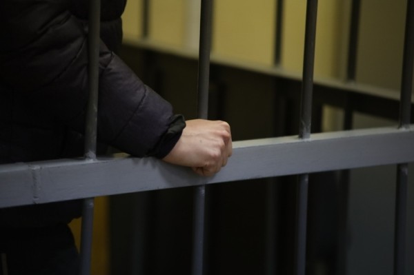 Иностранцу грозит до 20 лет за преступление против школьницы в Петербурге Иностранцу грозит до 20 лет за преступление против школьницы в Петербурге