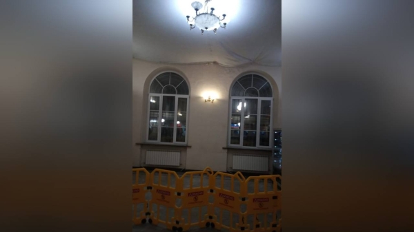 На вокзале в Павловске часть потолка рухнула в зале ожидания: инцидент проверит прокуратура